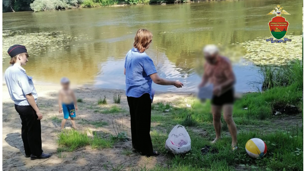 Брянские полицейские проверили необорудованные пляжи