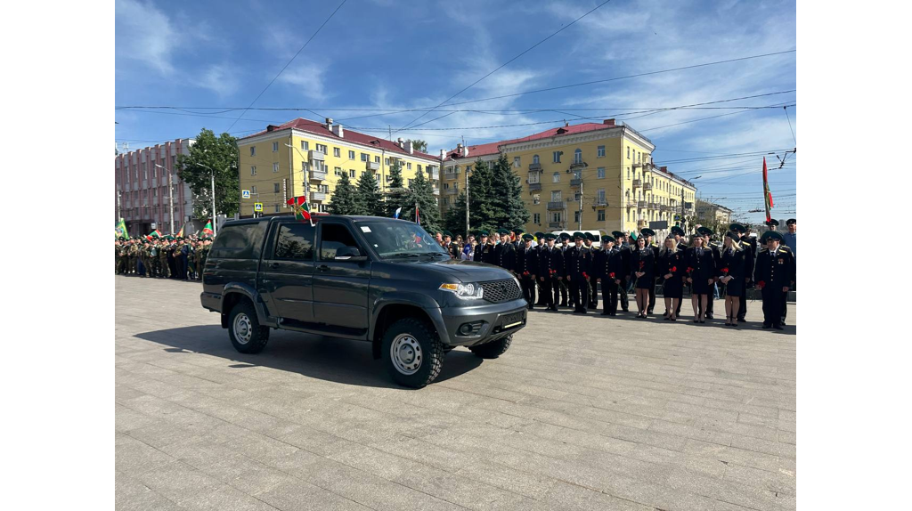 В Брянске прошел торжественный митинг в честь Дня пограничника