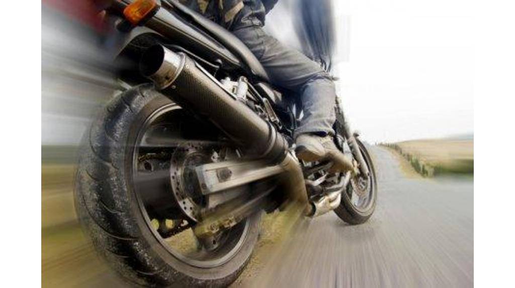 В Брянске на улице Чичерина поймали пьяного подростка на мотоцикле