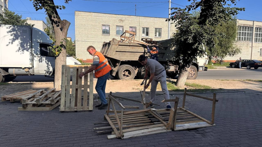 В Бежицком районе Брянска решили искоренить незаконную торговлю