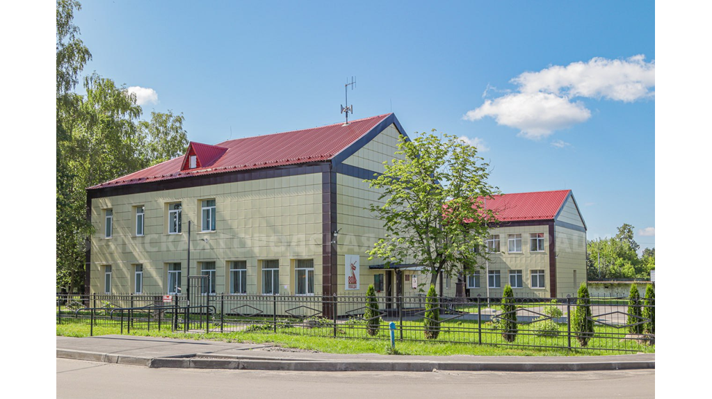 В школе №34 Брянска строят универсальную спортплощадку
