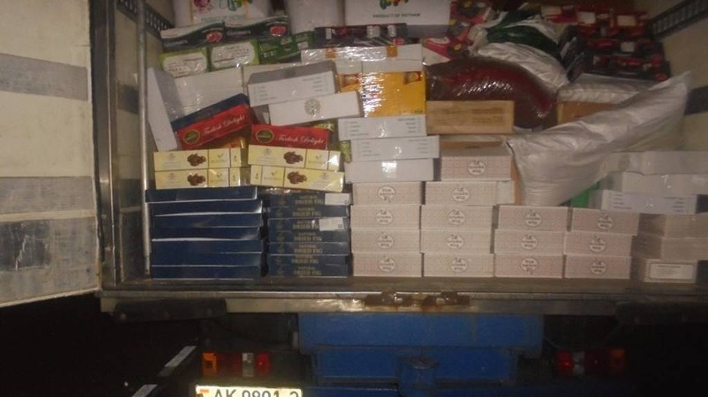 Из Брянской области в Беларусь не пустили 3 тонны орехов и сухофруктов