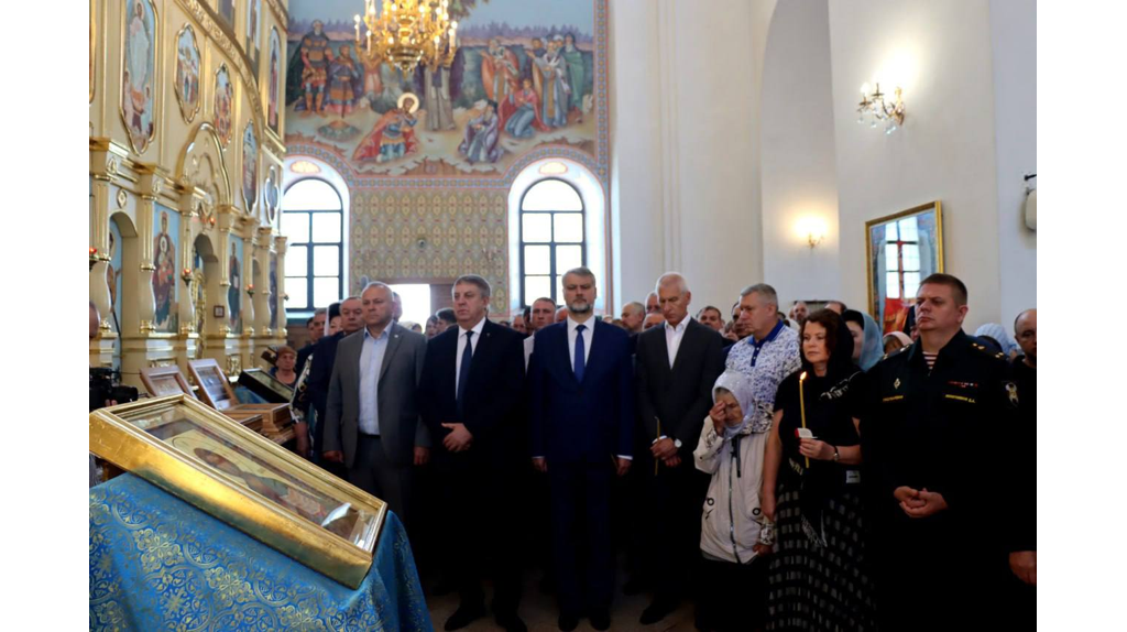 В Брянске состоялся крестный ход в честь празднования Свенской иконы Божией Матери