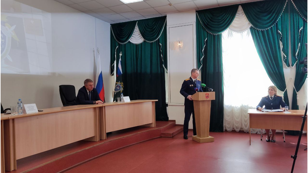 Брянский губернатор пожелал успехов новому главе регионального СУ СК РФ 