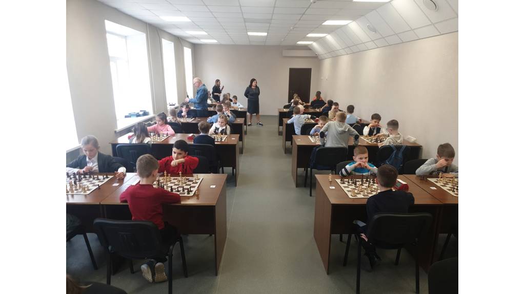 В Брянске прошёл региональный этап соревнований по быстрым шахматам «Дебют»
