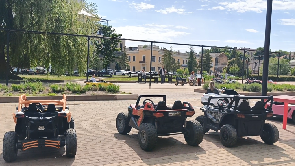 Прокат детских электромашинок на набережной Брянска оказался теневым