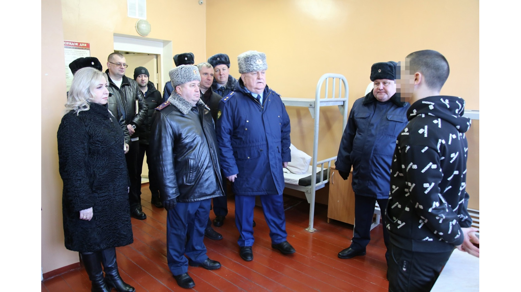 Прокурор Брянской области Александр Войтович проверил воспитательную колонию