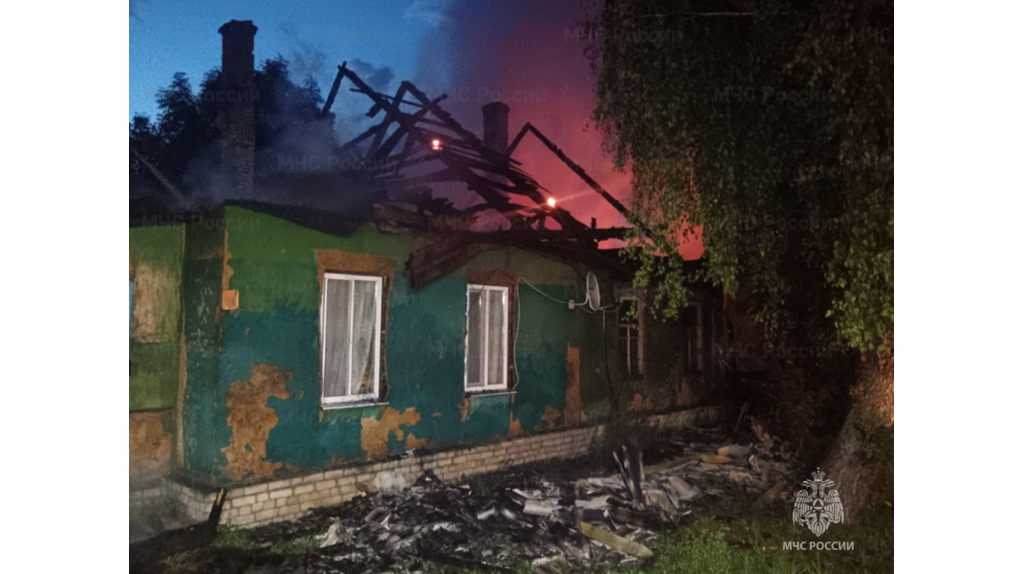 В Злынковском районе 46-летний мужчина получил ожоги при пожаре 
