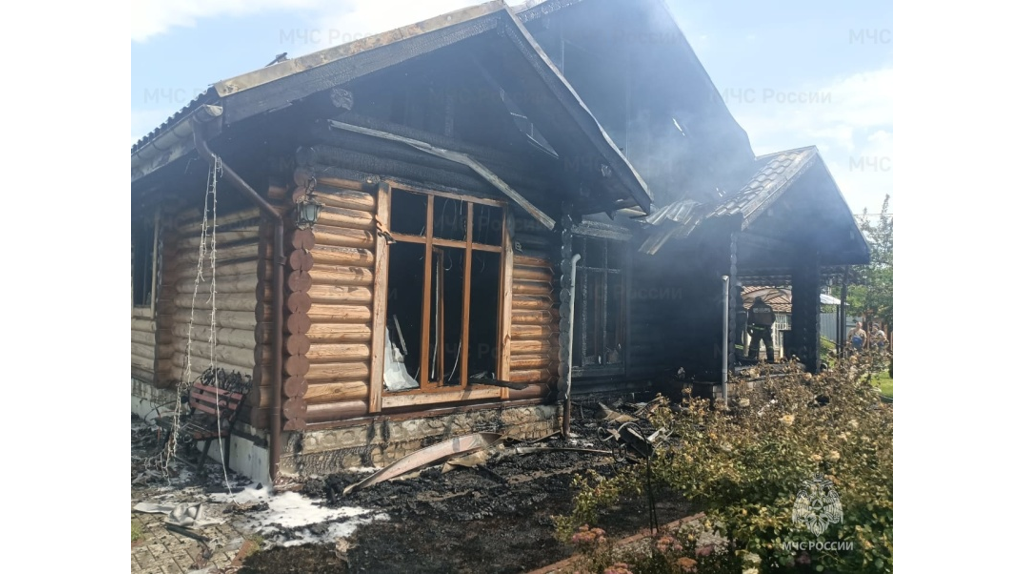 В населенном пункте Ардонь загорелся жилой дом