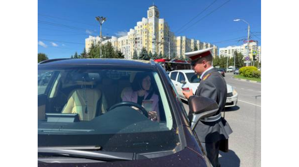 На дороги Брянска 3 июля вышел смешанный патруль милиции-полиции