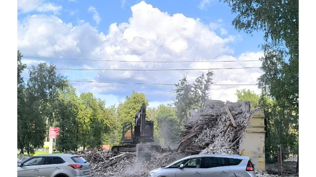 Брянск избавился еще от одного барака