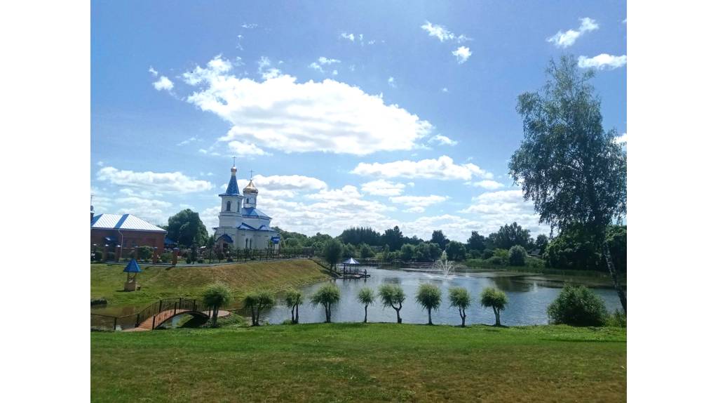 В брянском селе Алешенка открыли духовный центр «Лето Господне»