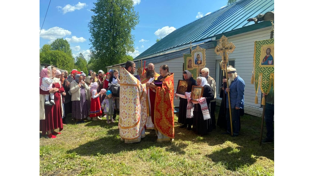 Храм в брянском селе Салтановка отметил престольное торжество