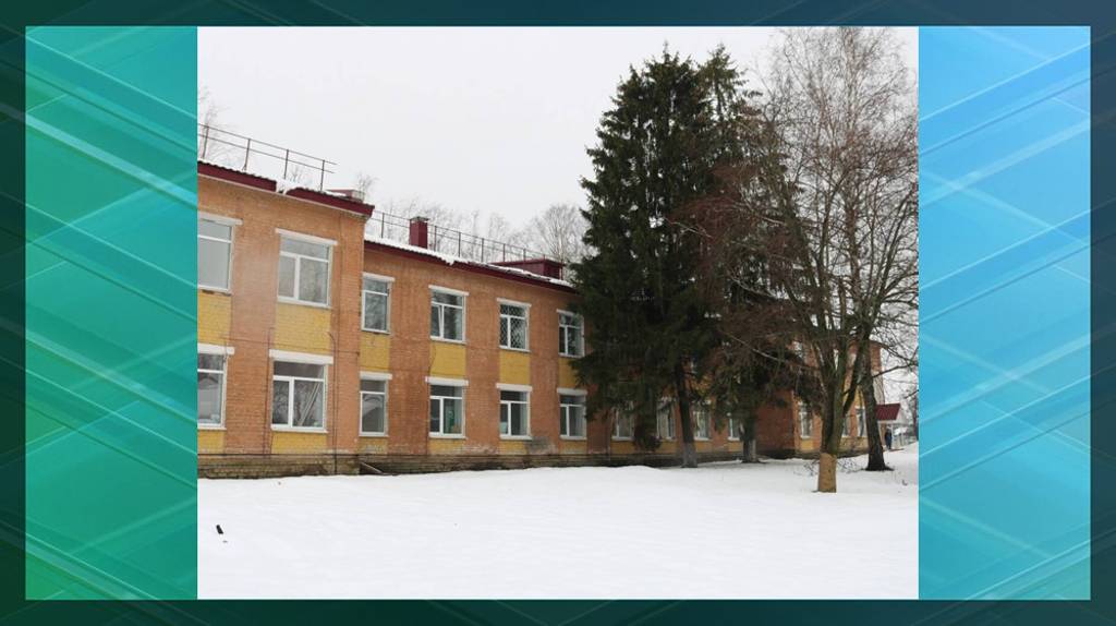 В Комаричах завершается ремонт второго корпуса поликлиники местной ЦРБ