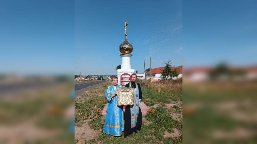 В Брянской области продолжается крестный ход со Свенской иконой Божией Матери