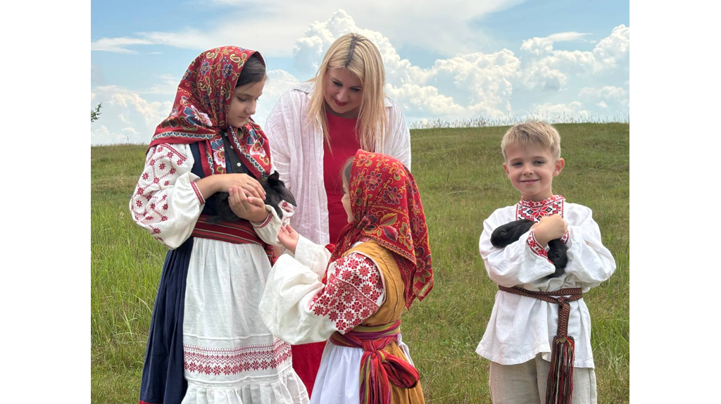 Фотохудожник Костас Асимис прибыл на Брянщину для завершения масштабного проекта