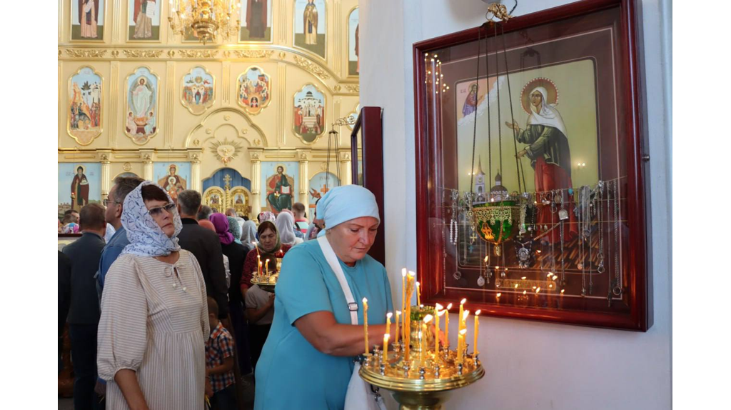 В Брянске состоялся крестный ход в честь празднования Свенской иконы Божией Матери