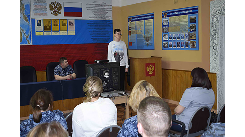 Сотрудники брянской колонии-поселения №3 присоединились к акции «Красная гвоздика»