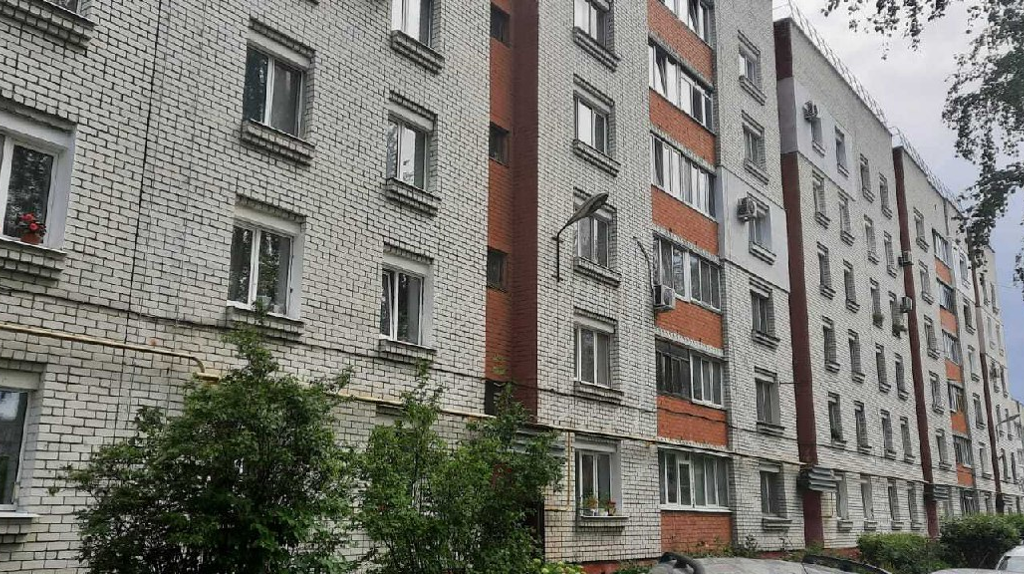 В Брянске отремонтировали крышу многоэтажки по проспекту Станке Димитрова