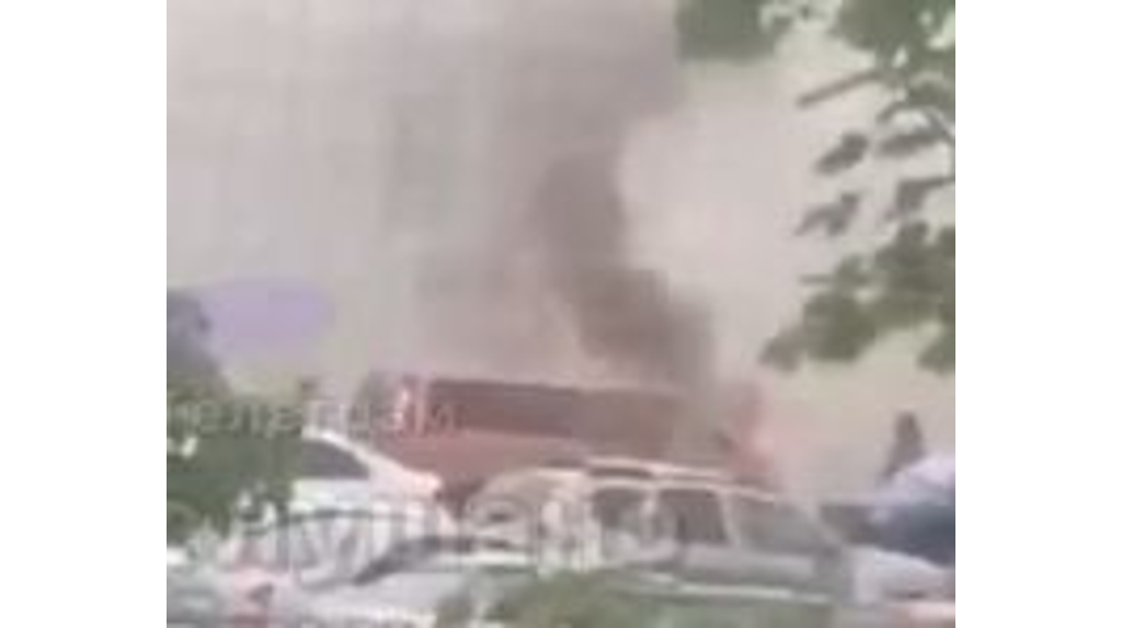 В Клинцах на парковке возле ТЦ 