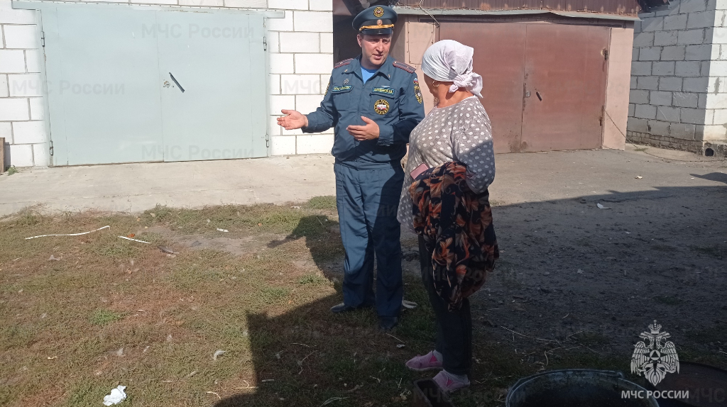 Жителям Стародубского округа напомнили о пожарной безопасности
