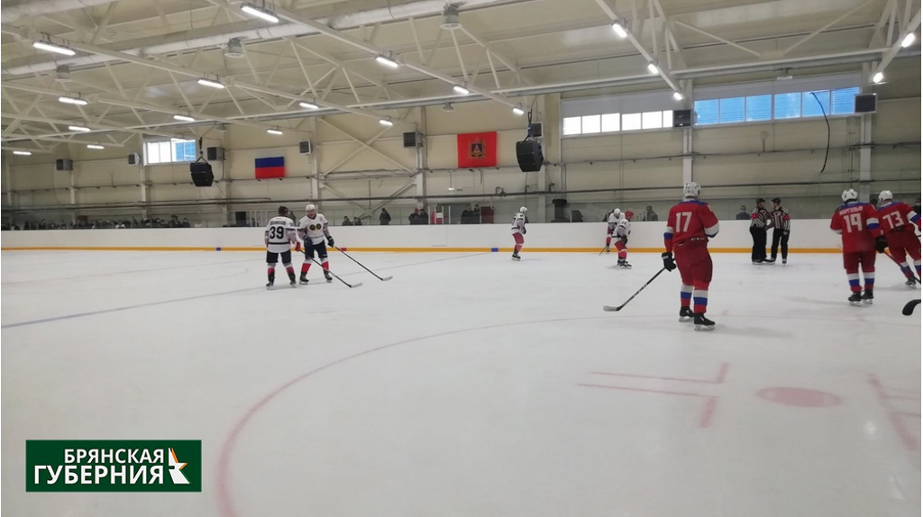 В Новозыбкове Брянской области поставят на «стоп» ледовый дворец