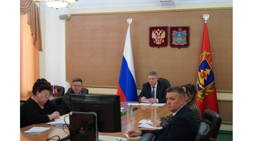 Путин поручил разработать программу восстановления пострадавших районов Курщины, Белгородчины и Брянщины