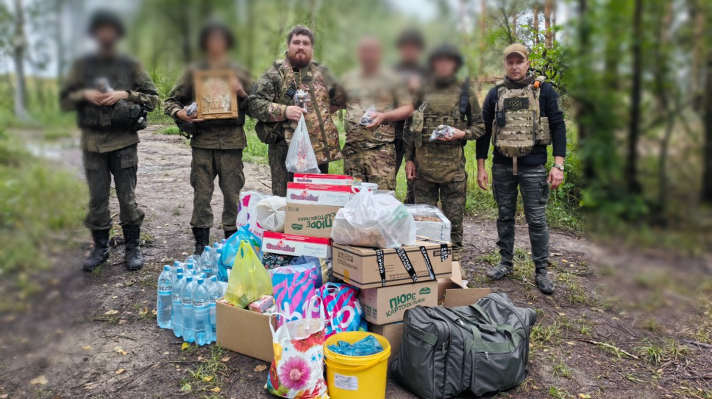 Брянский священник доставил гуманитарную помощь группировке войск армии «Север»