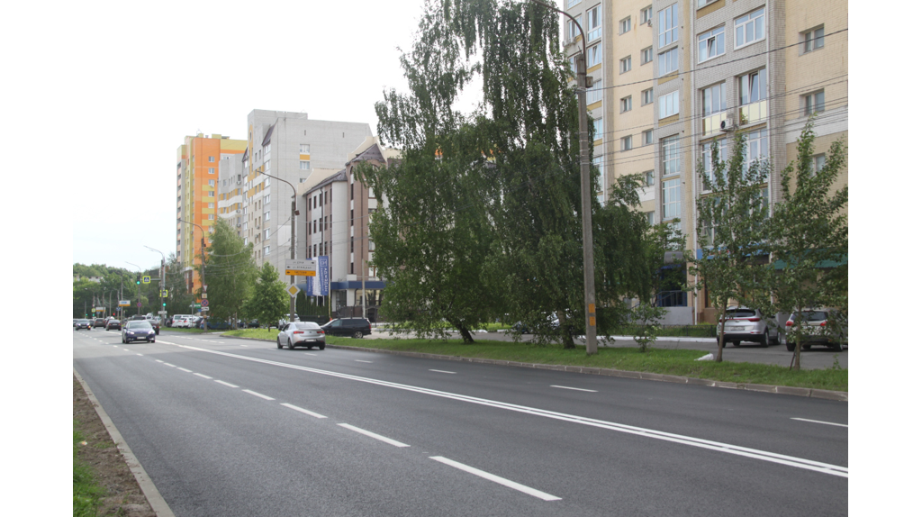 Участок дороги по улице Горбатова в Брянске преобразился благодаря нацпроекту