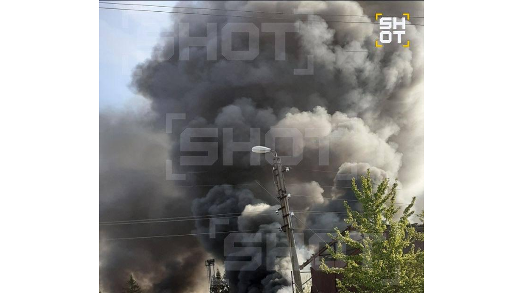 SHOT: ВСУ обстреляли из РСЗО завод в Брянской области 