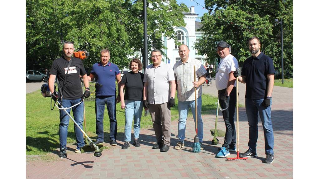 В Брянске стартовала акция «Чистый город»