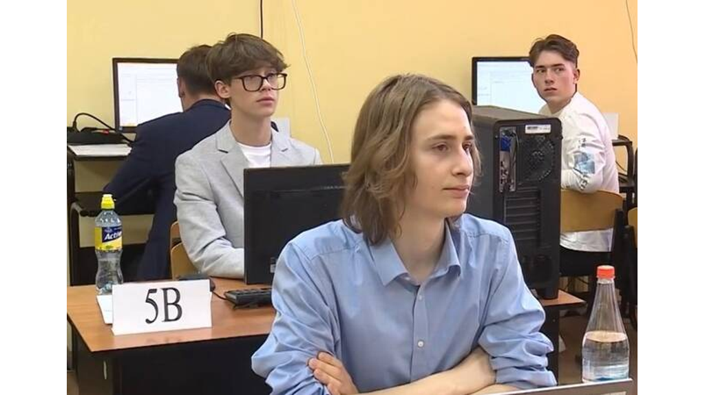 Выпускники Брянской области пересдают ЕГЭ