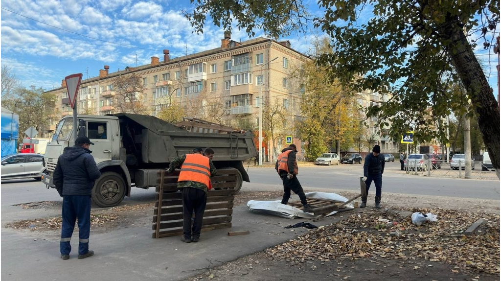 В Бежицком районе Брянска ликвидировали две точки незаконной торговли