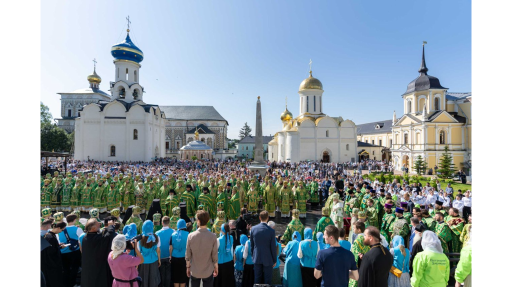 Брянские паломники посетили святыни Сергиево-Посадской епархии