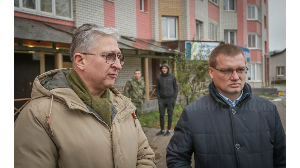 В Брянске после попадания БпЛА в дом экстренные службы отработали оперативно