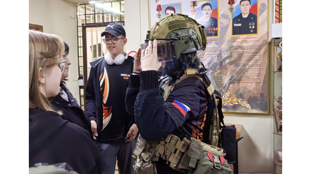 В Брянской области продолжается патриотическая акция «Каникулы с Росгвардией»