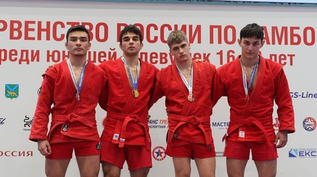 Брянский самбист Степан Федосенков стал бронзовым призером первенства России