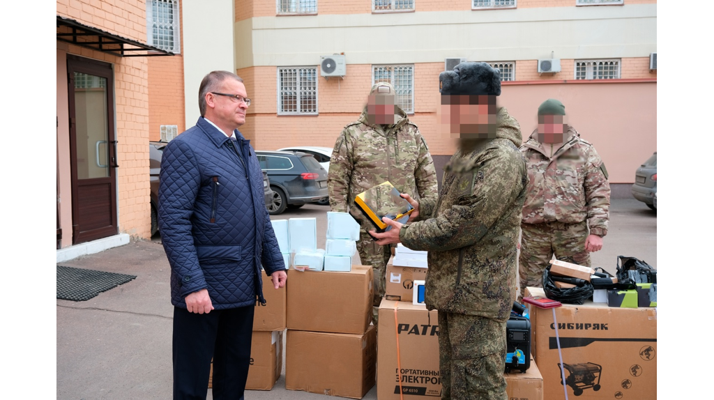 Брянские судьи передали военнослужащим очередную партию спецсредств
