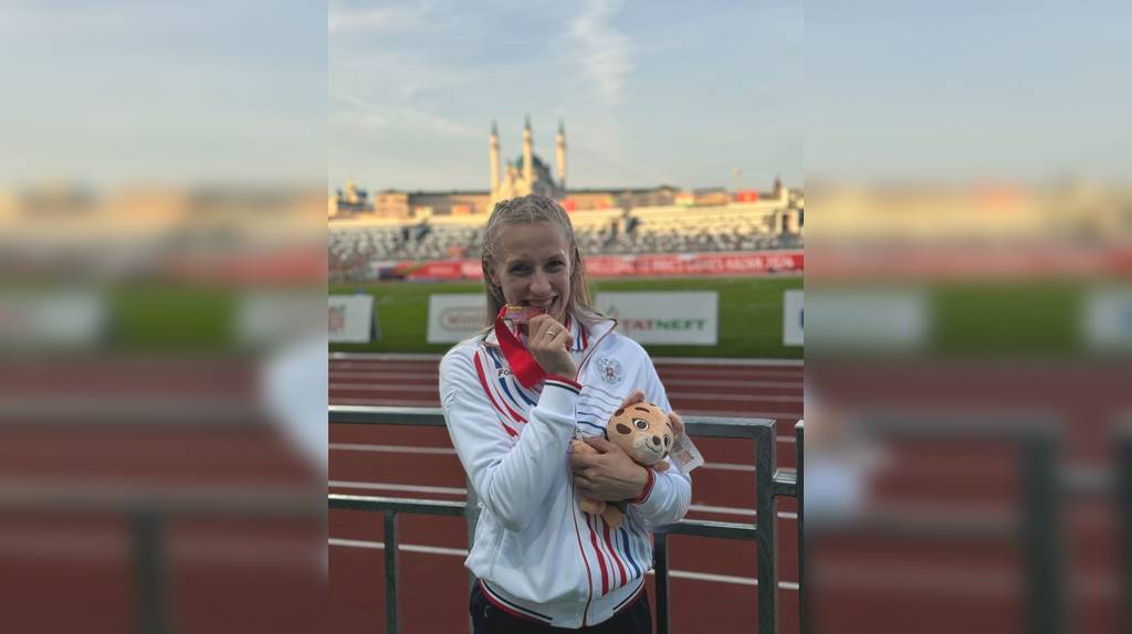Светлана Антошина из Брянска успешно выступила на  соревнованиях по легкой атлетике в рамках Игр стран БРИКС