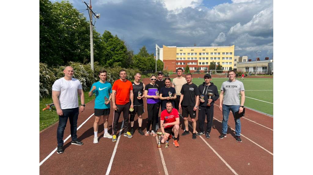 В Брянске прошли соревнования по лёгкой атлетике среди полицейских