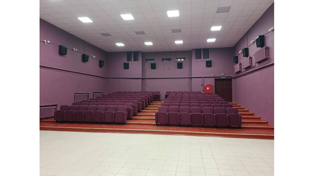 В Суземке после капремонта открылся кинотеатр