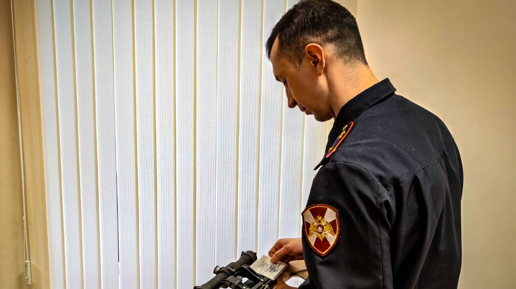 Росгвардия проверила более 440 владельцев оружия в Брянской области за неделю