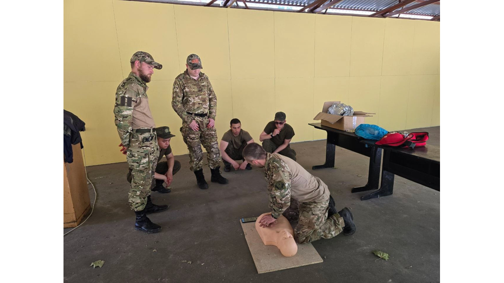 В Брянске на базе военного центра при БГИТУ провели занятия по первой помощи