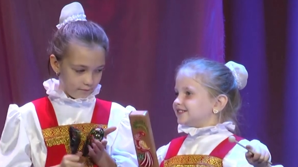 Песни, танцы и стихи о Родине прозвучали на фестивале в Клинцах