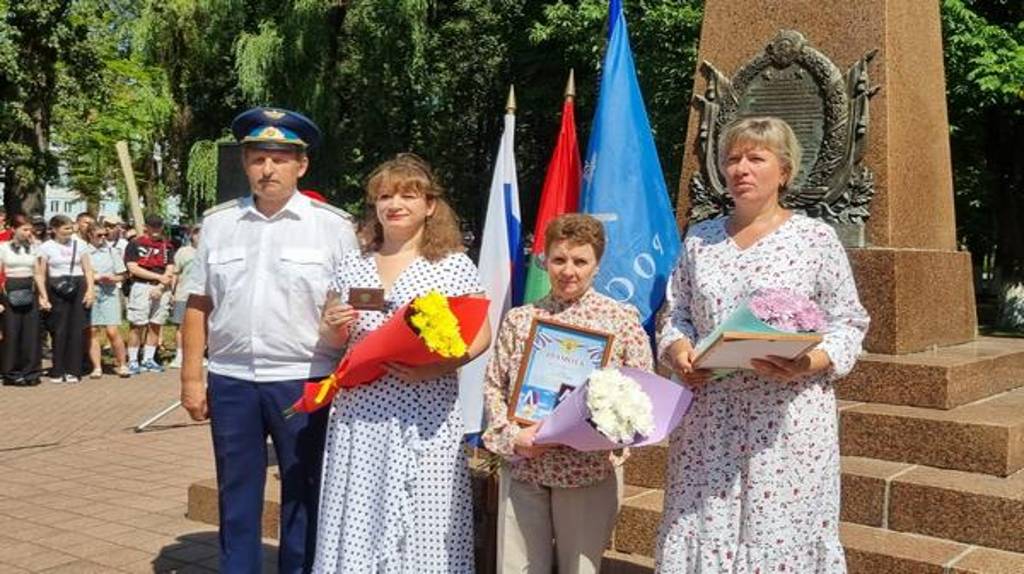 Брянск отметил годовщину со дня рождения легендарного летчика Павла Камозина