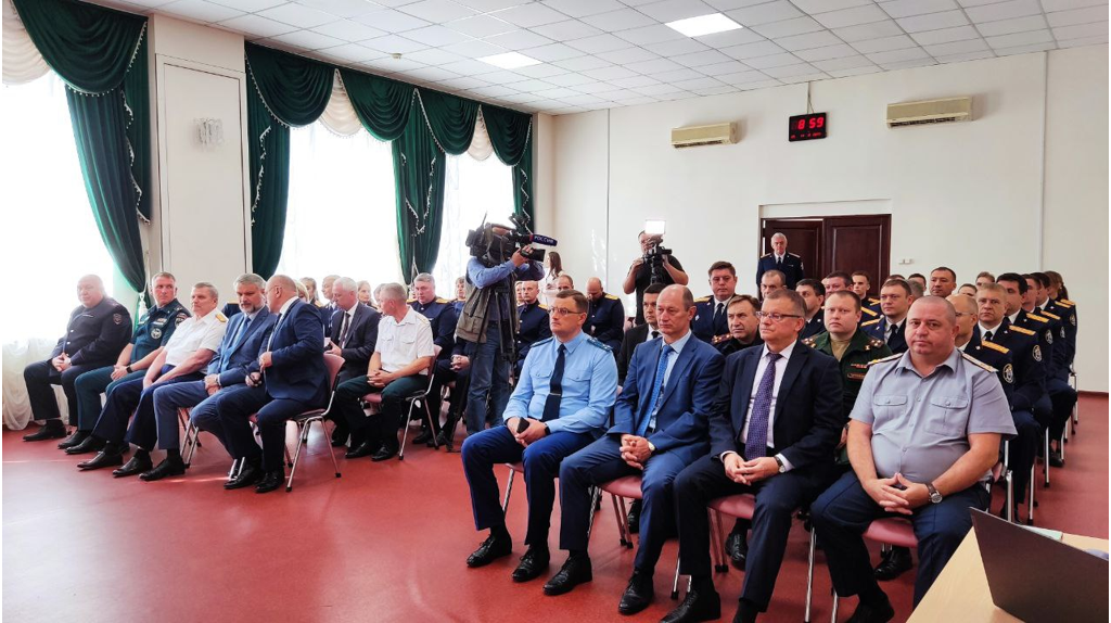 Брянский губернатор пожелал успехов новому главе регионального СУ СК РФ 
