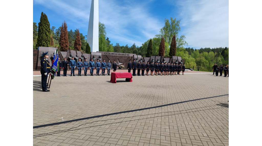 Брянские судебные приставы приняли присягу на «Партизанской поляне»