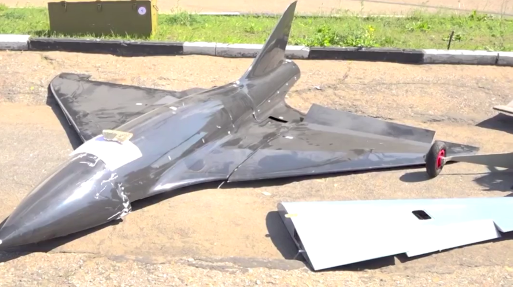 Житель брянского приграничья получил осколочные ранения при атаке FPV–дрона 