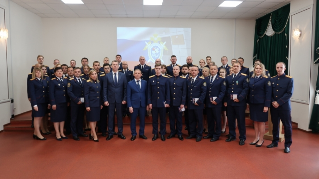 Главный кадровик СК встретился с брянскими следователями