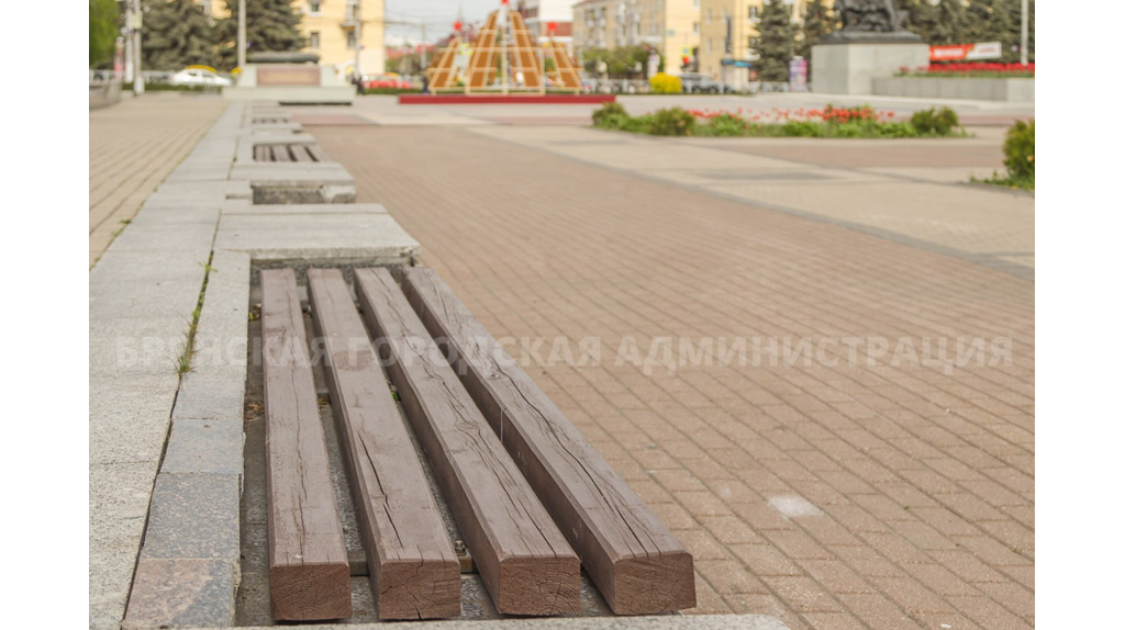 На площади Партизан в Брянске отремонтируют сразу два фонтана